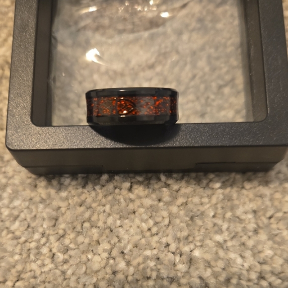 Black and Orange Ring Size 8 - Picture 1 of 3
